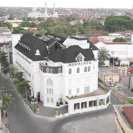 Mahalaya The Legacy Hotel Surakarta  Экстерьер фото