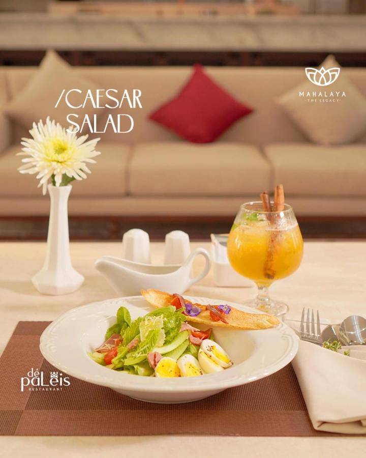 Mahalaya The Legacy Hotel Surakarta  Экстерьер фото