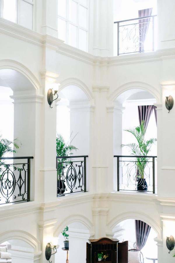 Mahalaya The Legacy Hotel Surakarta  Экстерьер фото