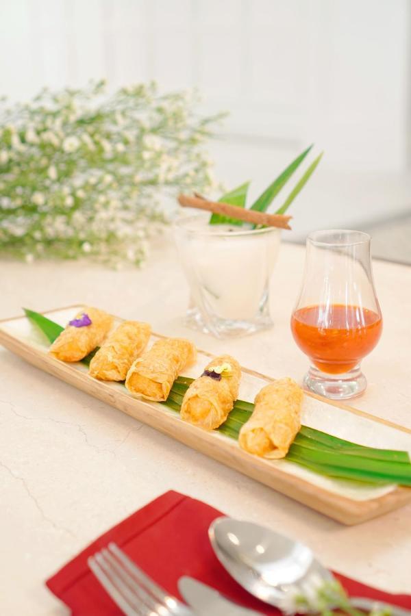 Mahalaya The Legacy Hotel Surakarta  Экстерьер фото