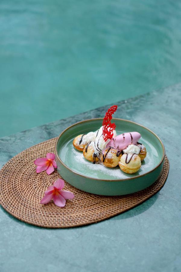 Mahalaya The Legacy Hotel Surakarta  Экстерьер фото