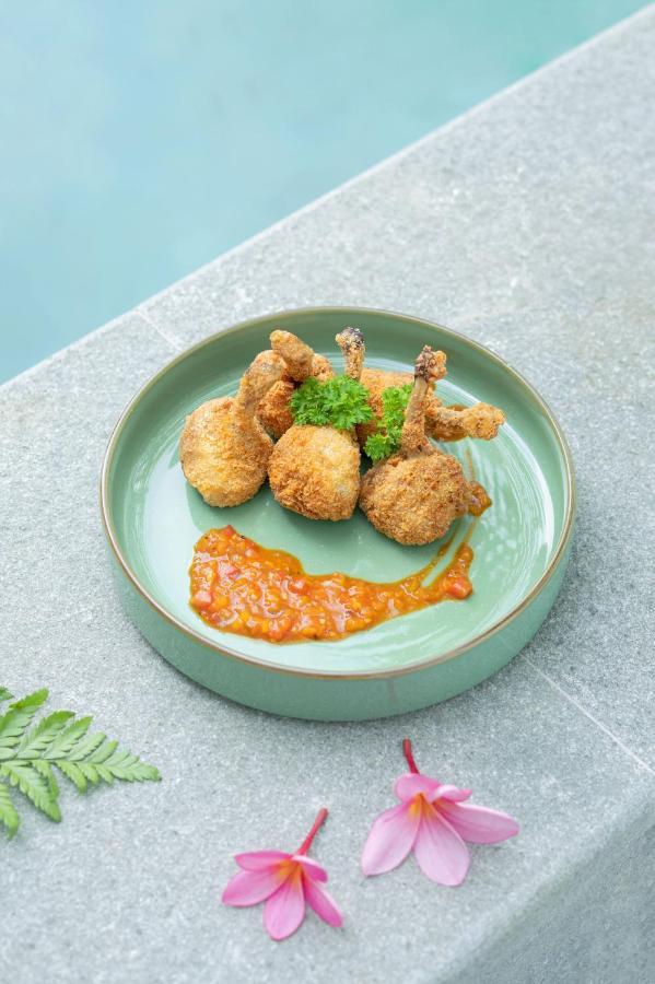 Mahalaya The Legacy Hotel Surakarta  Экстерьер фото