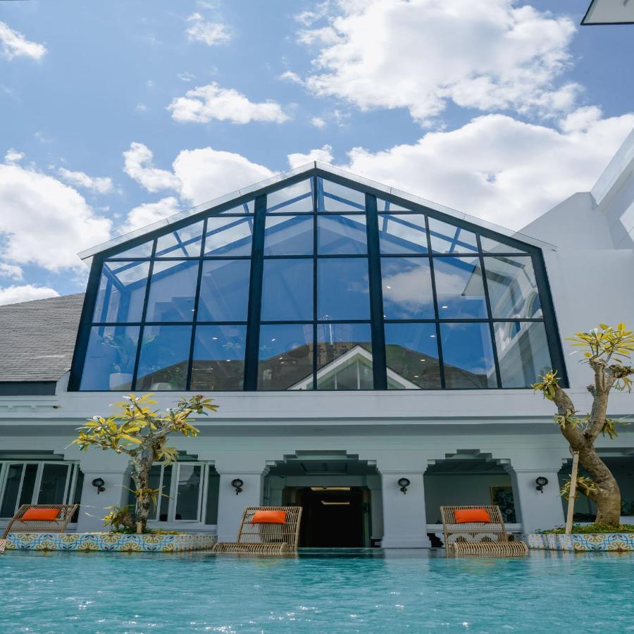 Mahalaya The Legacy Hotel Surakarta  Экстерьер фото